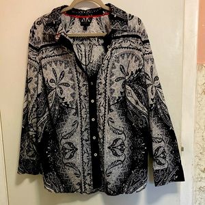 Talbot’s women’s black and white button down shirt